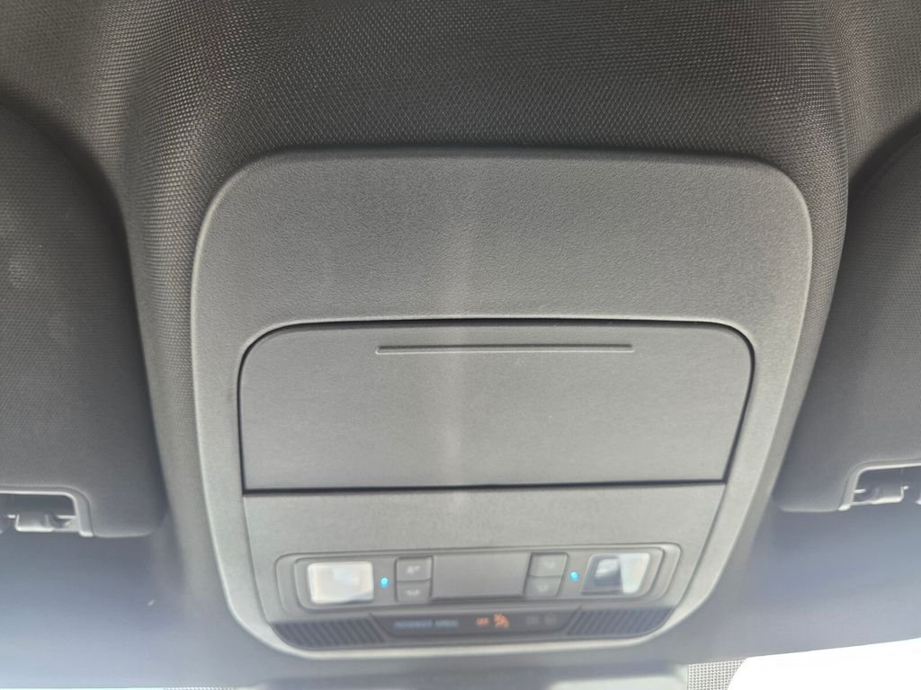 Used 2025 Gray Ford STX image 18