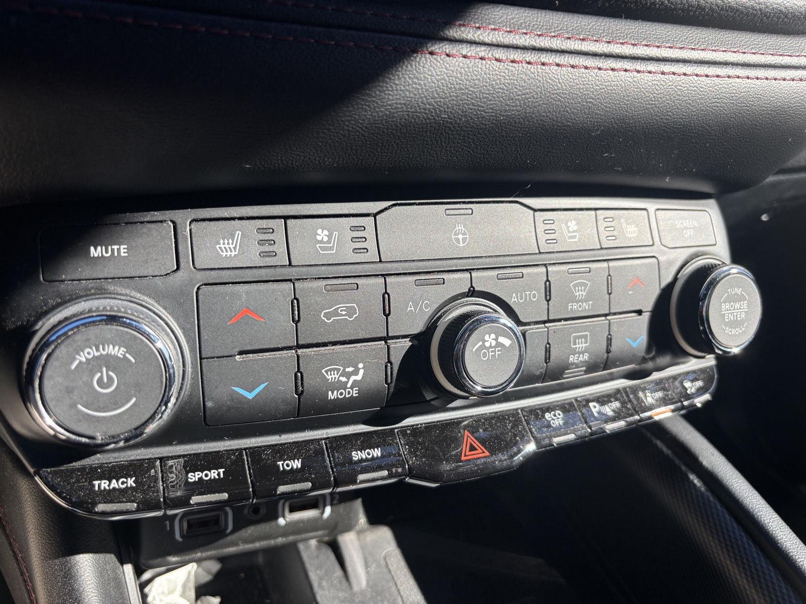 Used 2021 DB Black Clearcoat Dodge R/T image 16