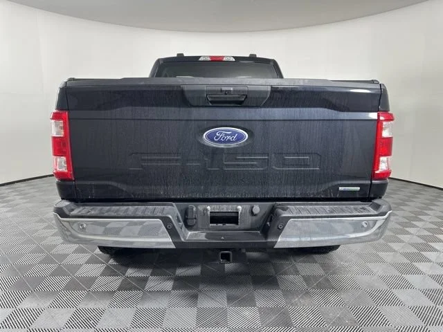 Used 2023  Ford XL image 6