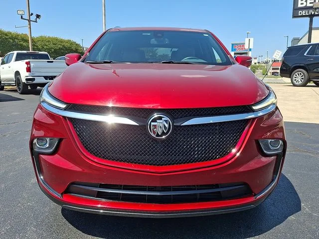 Used 2023 Red Buick Essence image 2