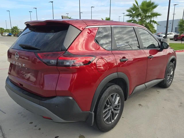 Used 2023 Red Nissan S image 5
