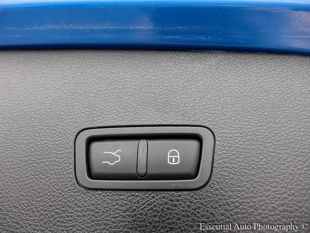 Used 2024 Blue Alfa Romeo Veloce EAWD image 26