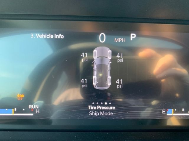 New 2027 Sting-Gray Clearcoat Jeep Laredo Altitude image 21