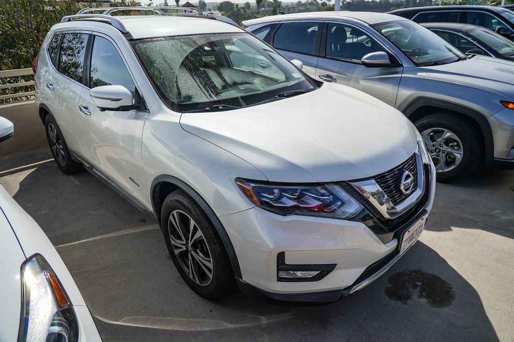 2017 Nissan Rogue SL