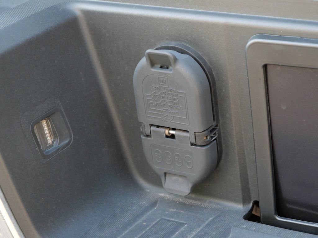 Used 2015 Gray Chevrolet LT image 8