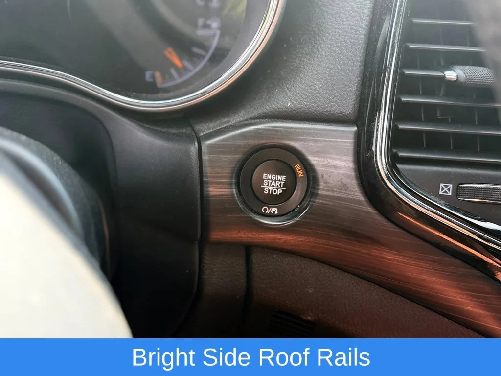 Used 2019 White Jeep Laredo E 4x4 image 39