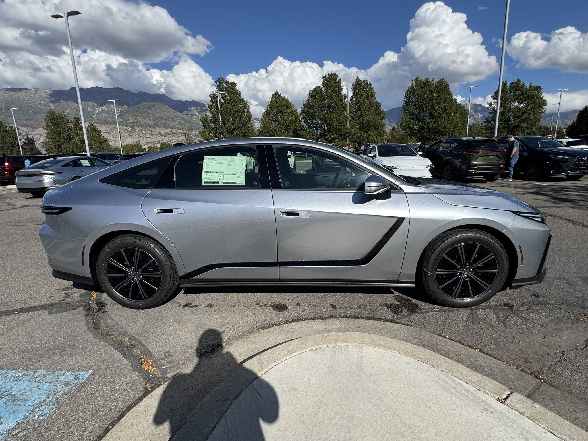 New 2026 Iridium Lexus PREMIUM AWD image 8