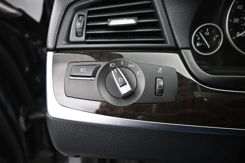 Used 2016 Gray BMW 528i image 12
