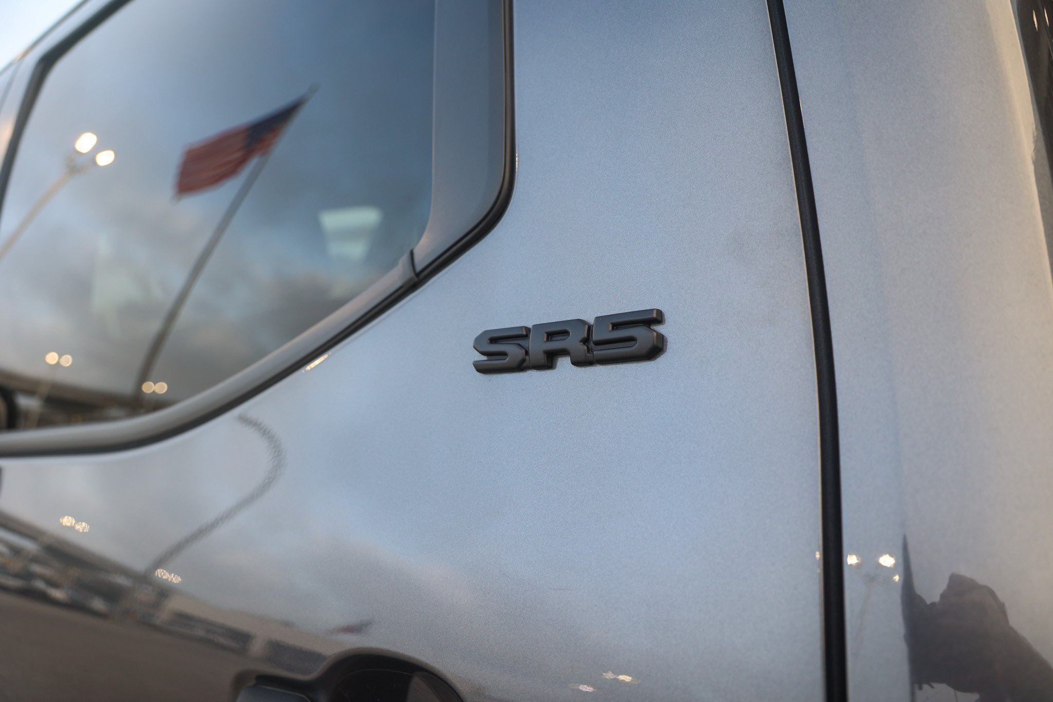 Used 2025 MAGNETIC GRAY MET Toyota SR5 image 12