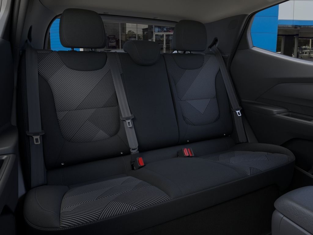 2027 Chevrolet Bolt LT - Photo 17