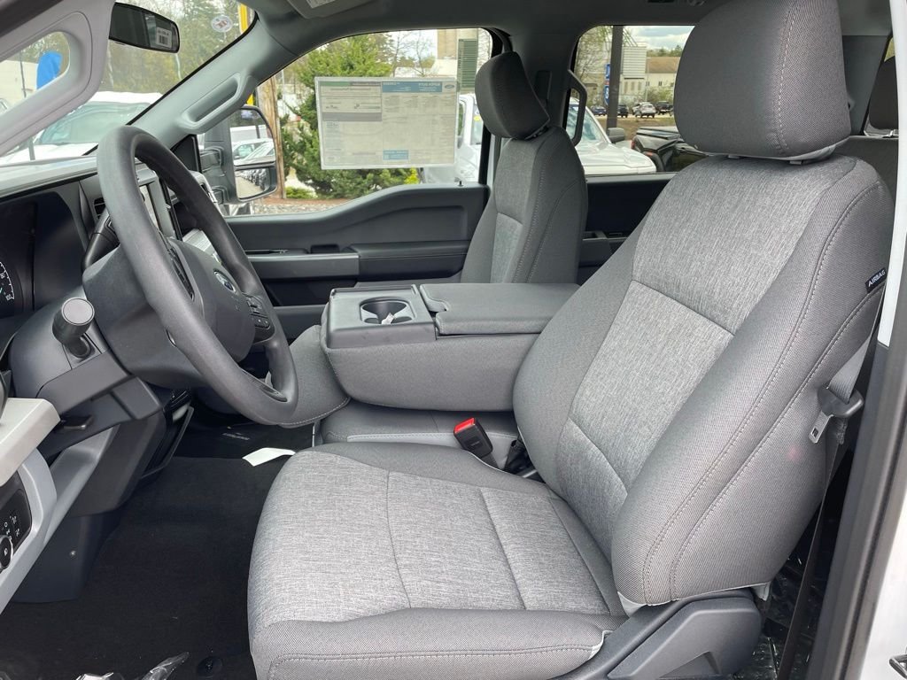 New 2026 Oxford White Ford F-350® XL image 7