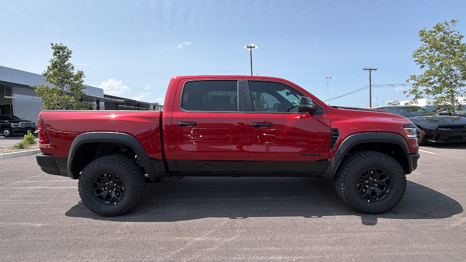 New 2026 Molten Red Pearl-Coat Exterior Paint RAM RHO image 4