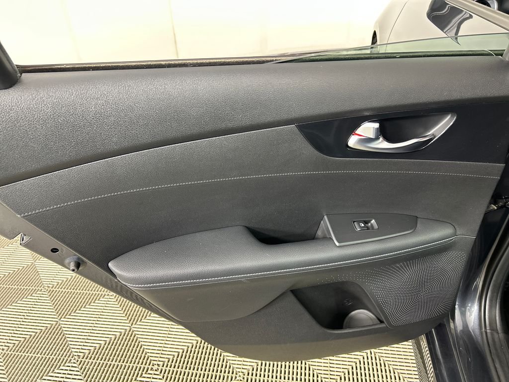 Used 2023 Gray Kia GT-Line image 16