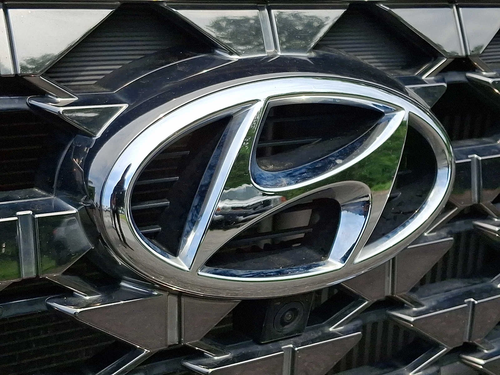 Used 2022 Twilight Black Hyundai Calligraphy image 5