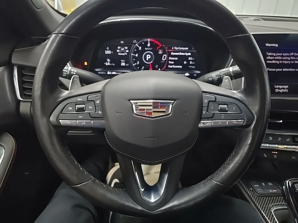 Used 2023 White Cadillac V-Series image 21