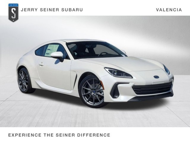 New 2026 CRYSTAL WHITE PEARL Subaru Limited image 1