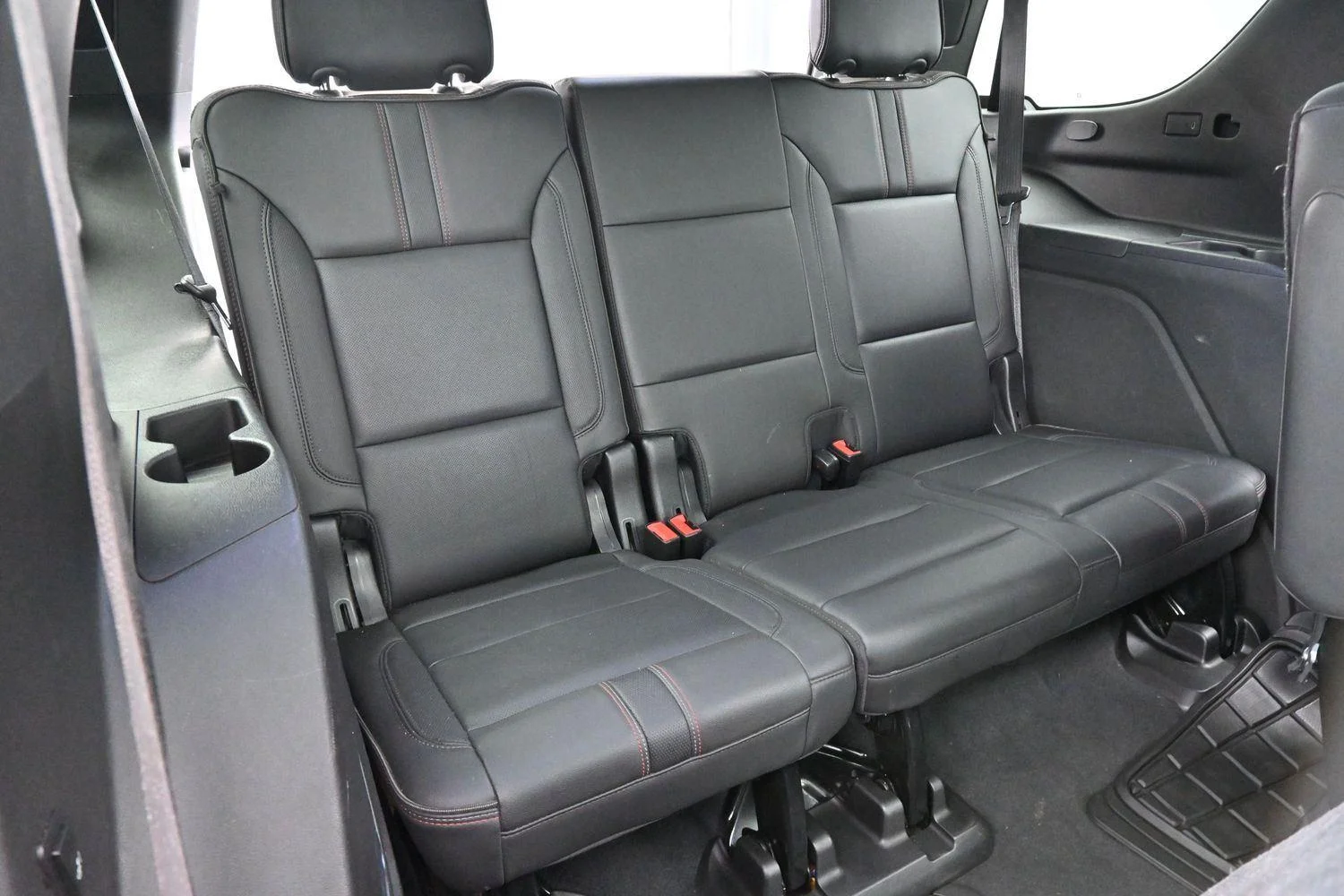 Used 2021 CHERRY RED TINTCOAT Chevrolet RST image 40