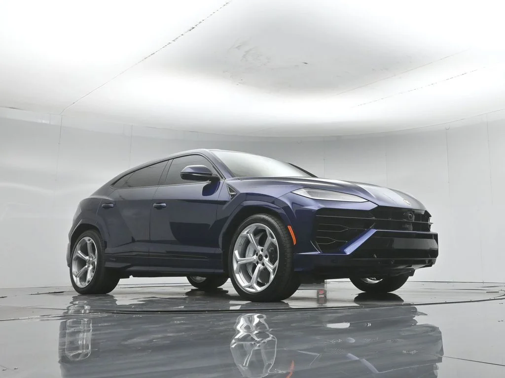Used 2026 Blue Lamborghini SE image 2