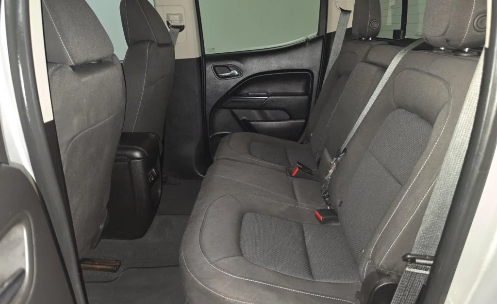 Used 2019 Silver Chevrolet LT image 8
