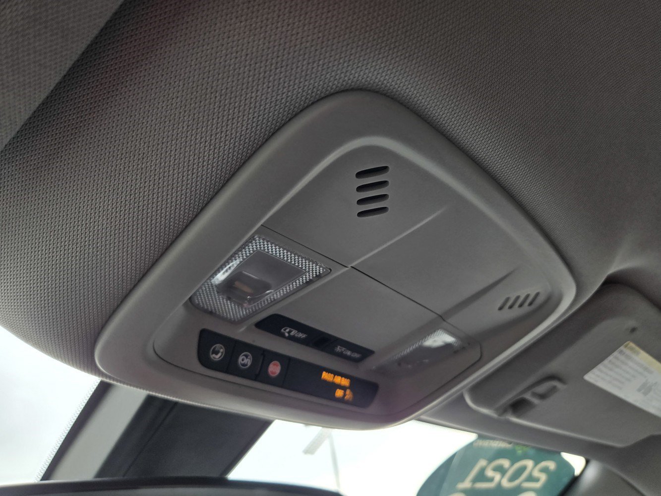 Used 2021 SUMMIT WHITE Chevrolet LT image 15