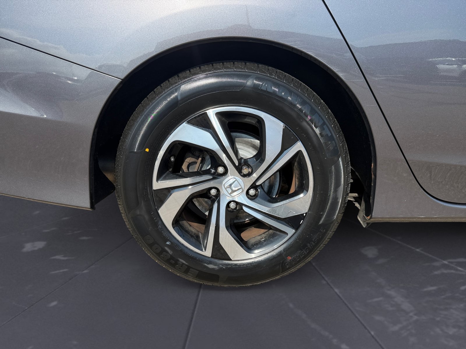 Used 2017 Gray Honda LX image 39