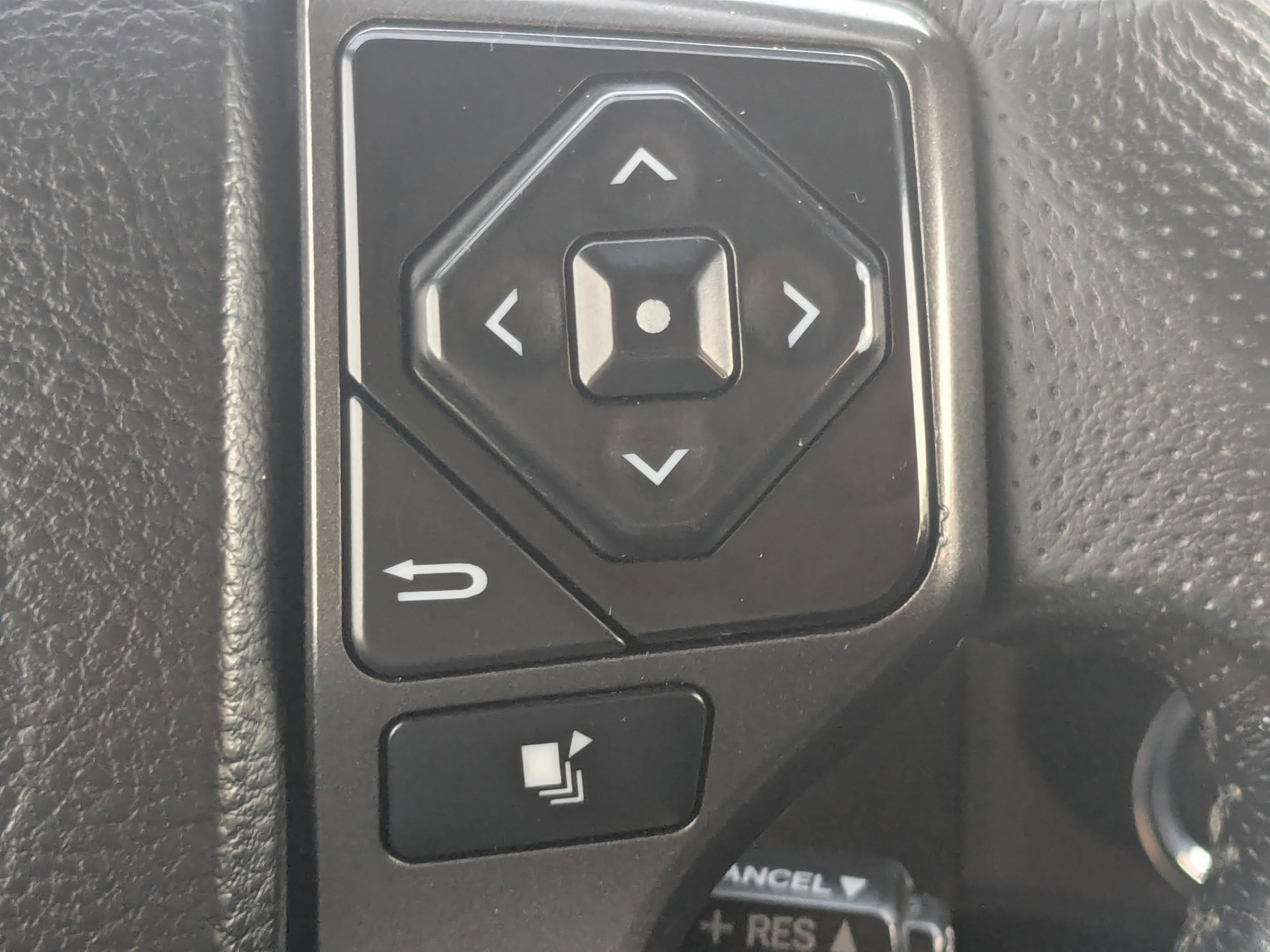 2021 Toyota Tacoma TRD Sport - Photo 32
