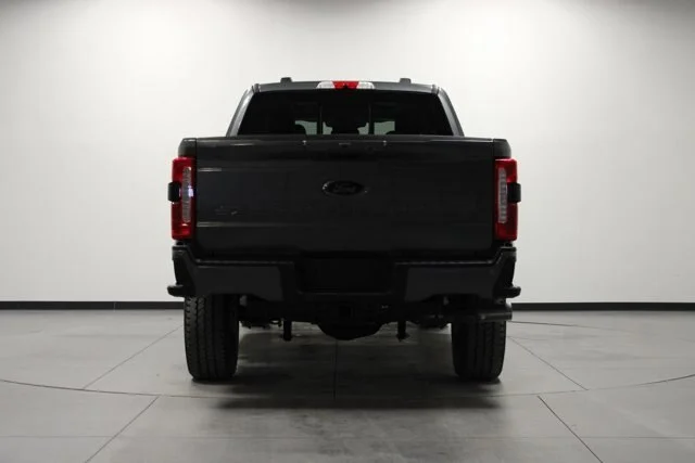 New 2026 Carbonized Gray Metallic Ford F-250® Lariat® image 28
