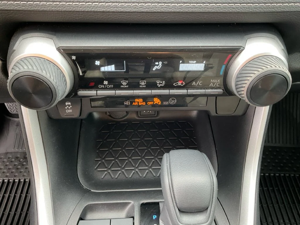 Used 2023 Gray Toyota LE image 22