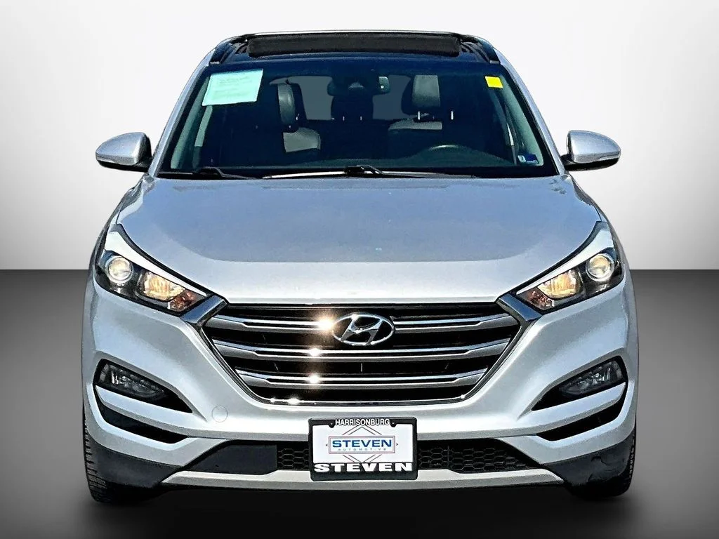 Used 2018 Silver Hyundai Limited image 2
