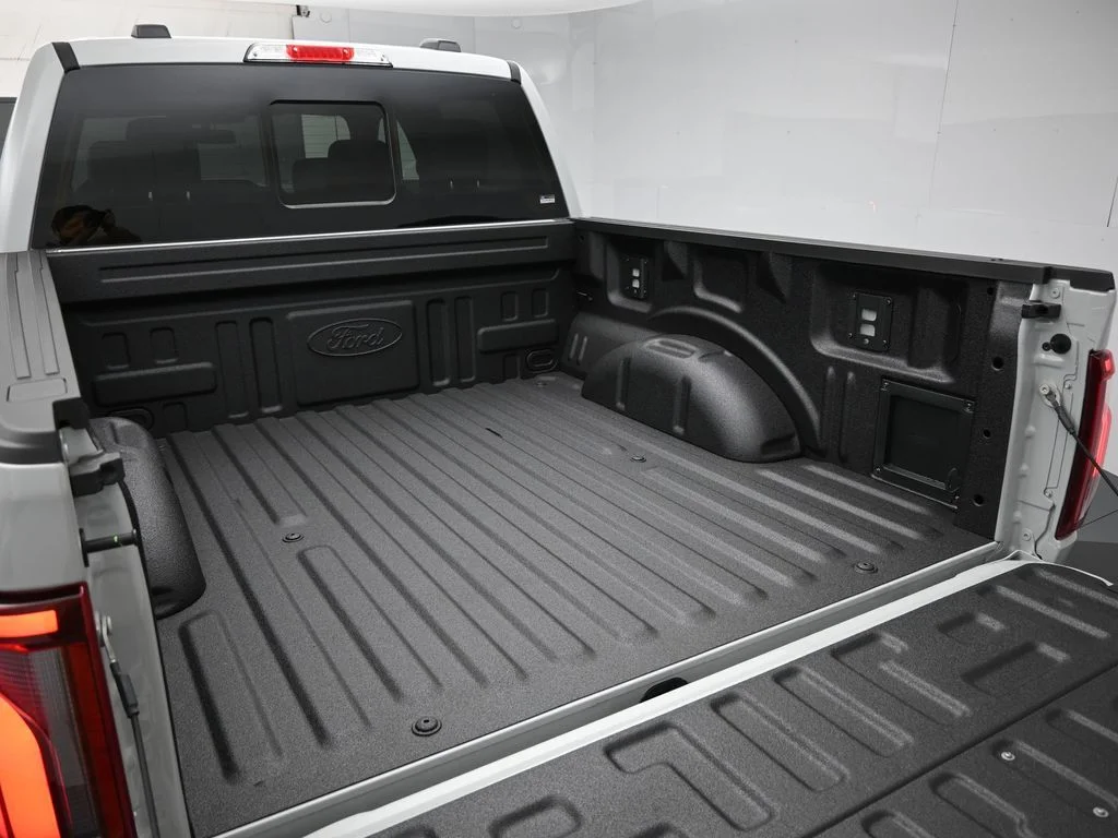 New 2026 White Ford Lariat image 27