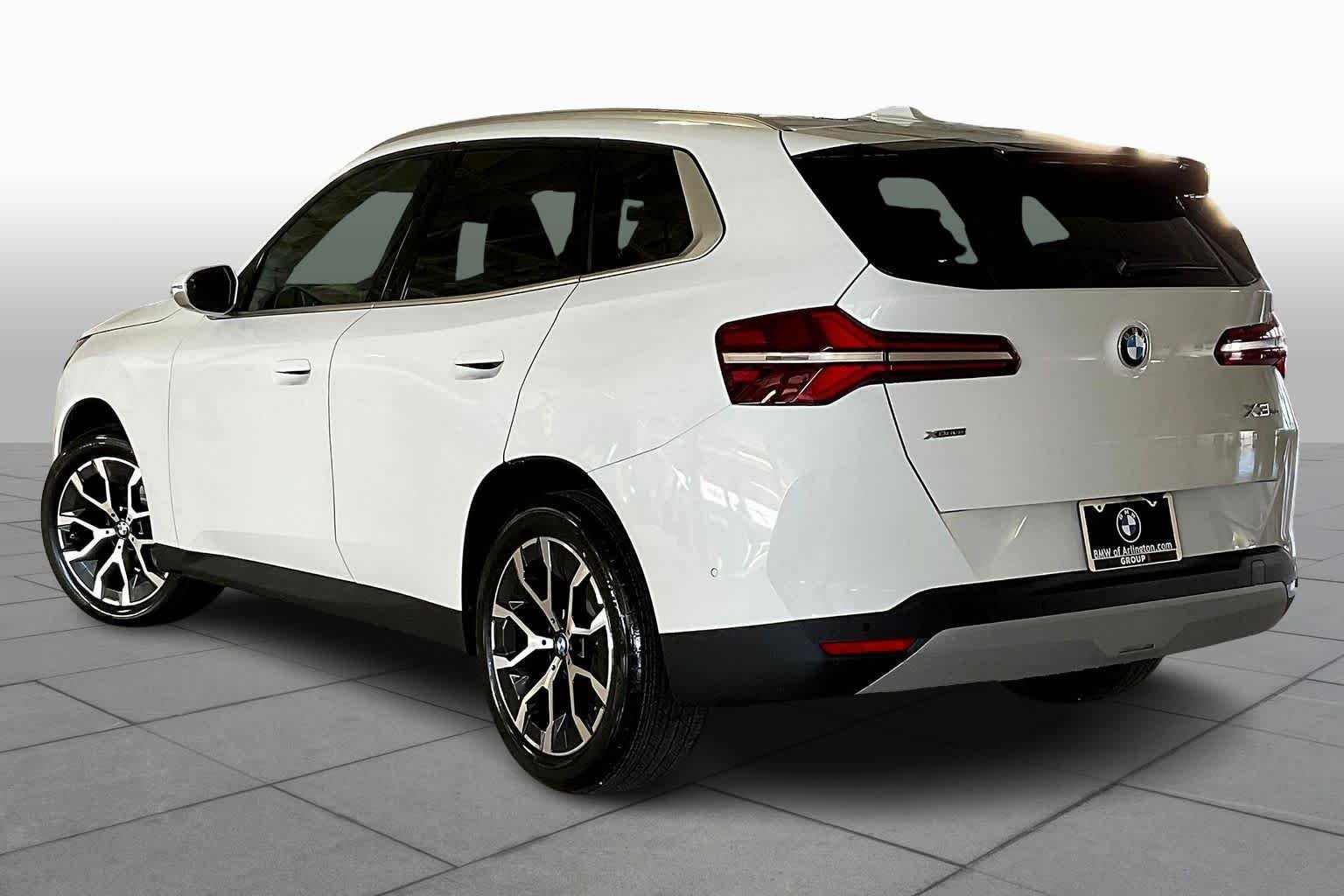 Used 2026 Alpine White BMW 30 xDrive image 12