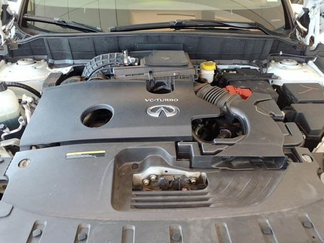 Used 2023 White INFINITI SPORT image 22