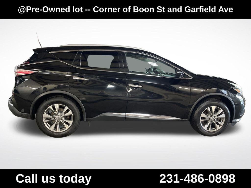 Used 2018 Black Nissan SL image 6