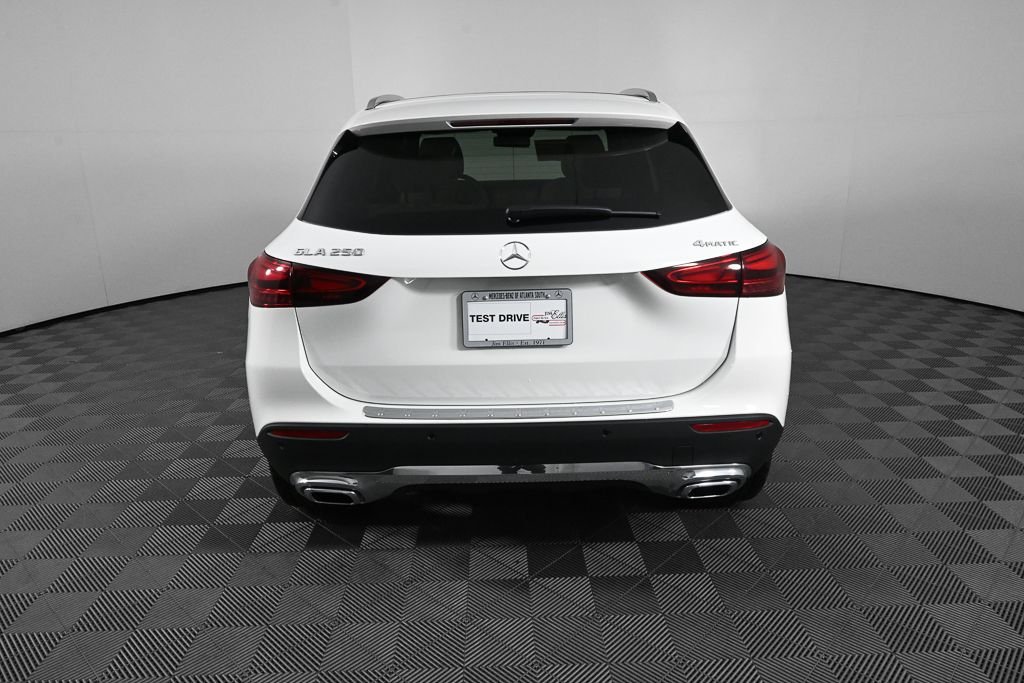 New 2026 Polar White Mercedes-Benz GLA 250 image 29