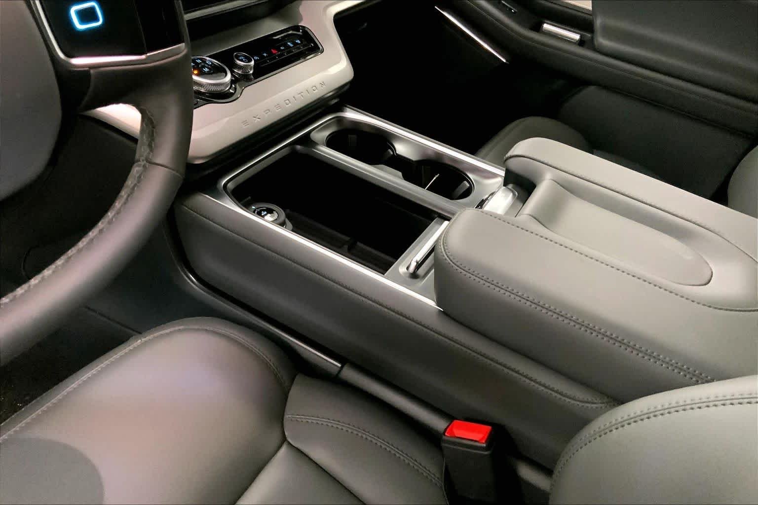 New 2026 Glacier Gray Metallic Tri-Coat Ford Active image 6