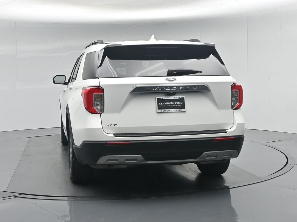 Certified Used 2021 White Ford XLT image 27