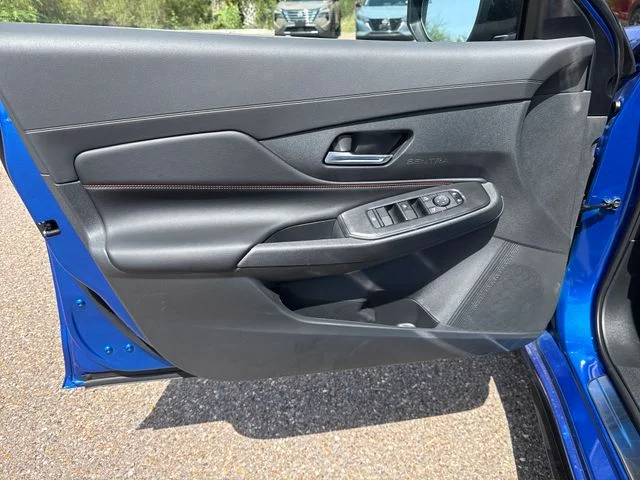 New 2026 Bluestone Pearl / Super Black Two-tone Nissan SR image 10