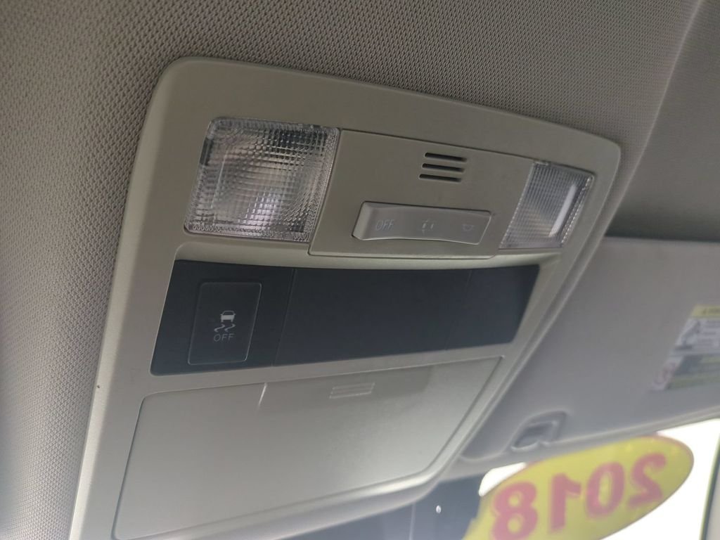 Used 2018 Gray Toyota SR5 image 21