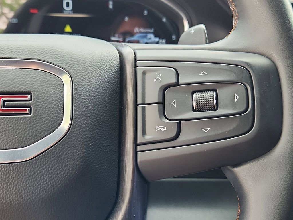 Used 2025 Onyx Black GMC AT4 image 20