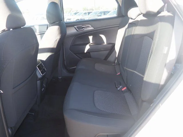 2026 Kia Sportage LX Hybrid - Photo 7