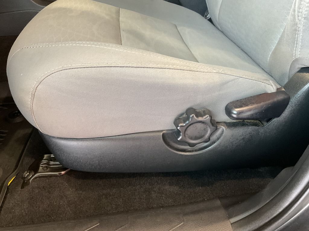 Used 2019 Gray Toyota SR5 image 15