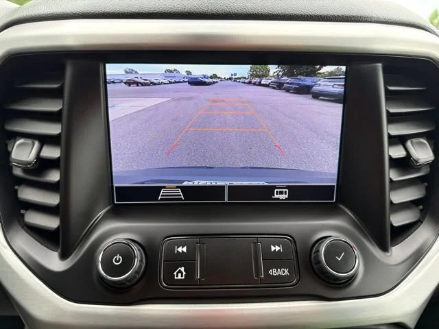 Used 2023 Sterling Metallic GMC SLE image 31