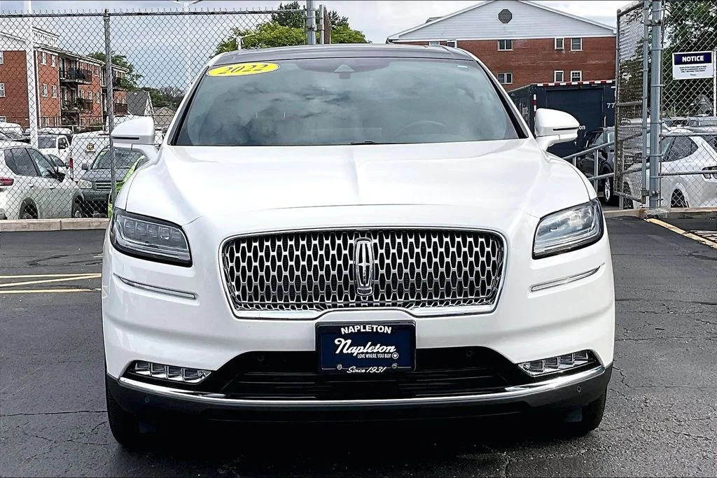 Used 2022 White Lincoln Black Label image 2