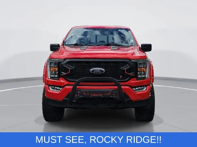 Used 2022 Red Ford XLT image 8
