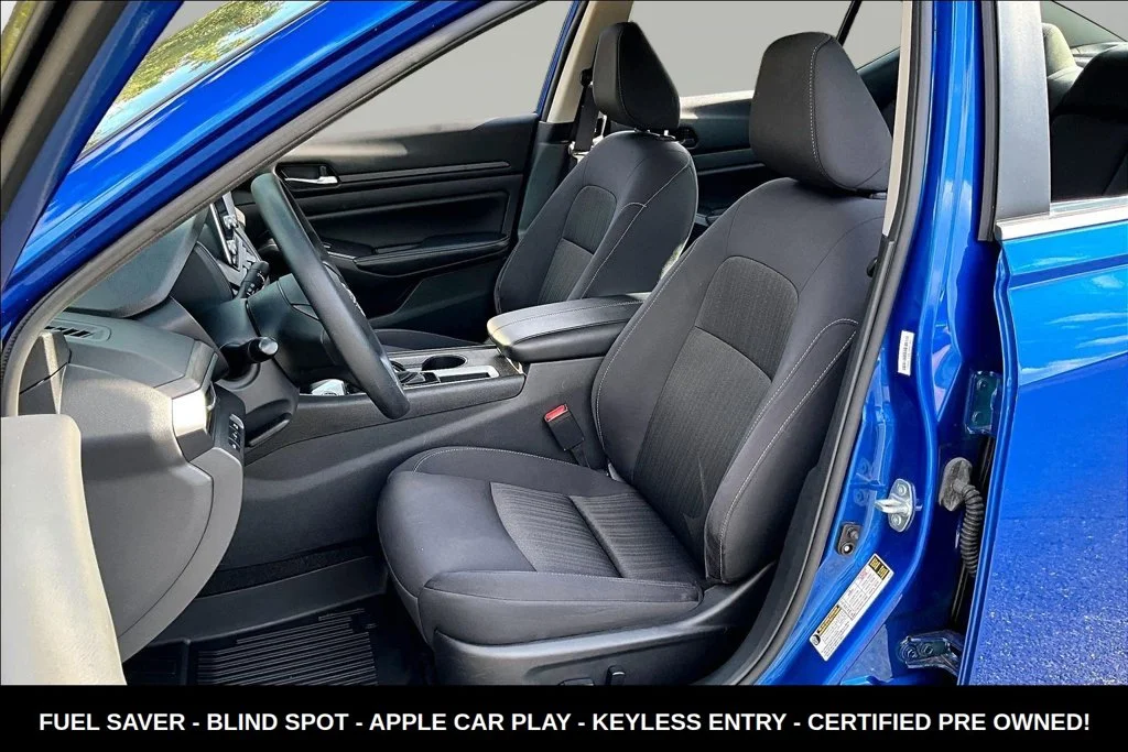 Used 2025 Blue Nissan 2.5 SV image 24