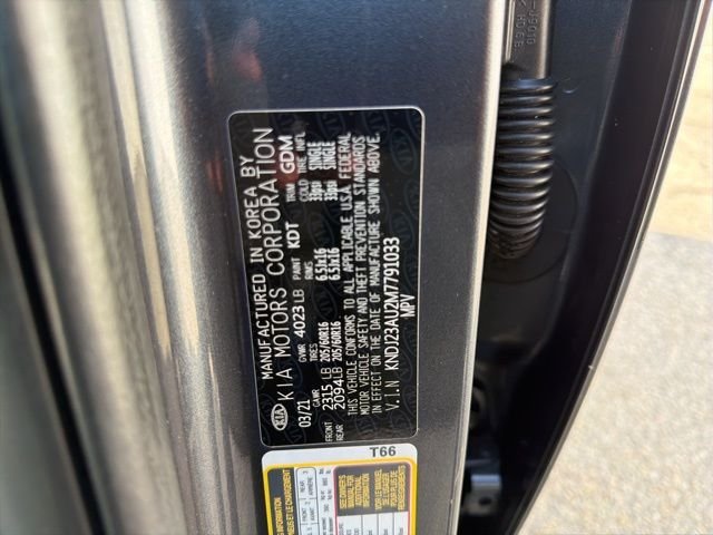 2021 Kia Soul LX - Photo 32