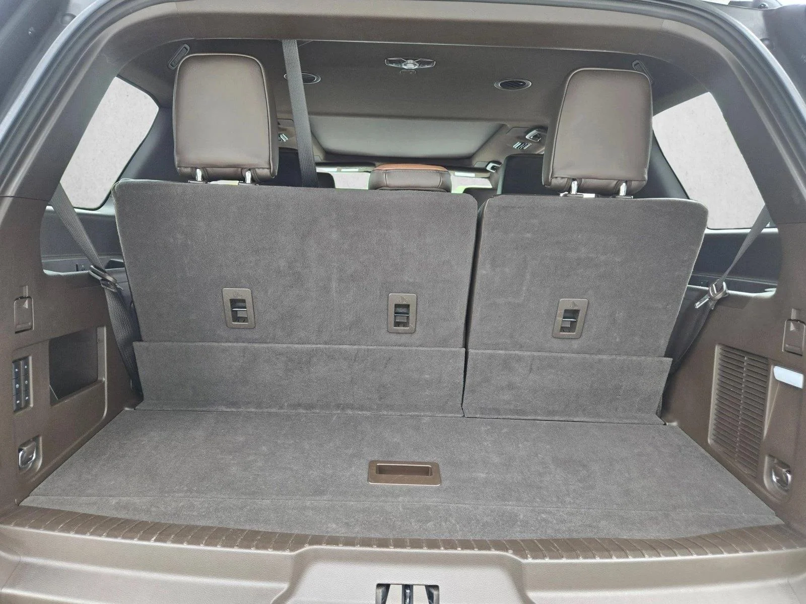 Used 2023 Star White Metallic Tri-Coat Ford King Ranch image 6