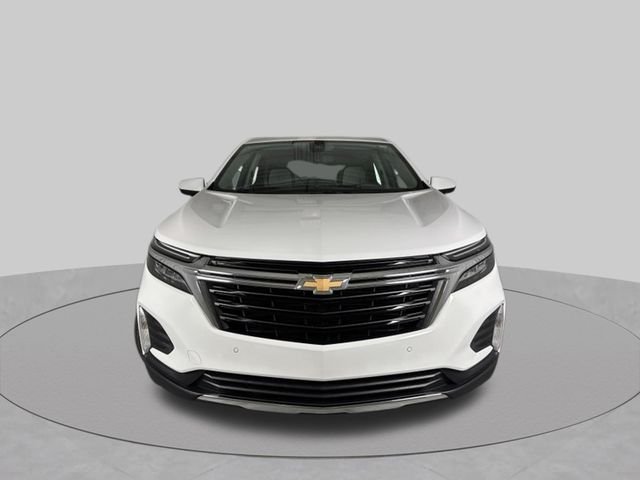 Used 2023 White Chevrolet LT image 3