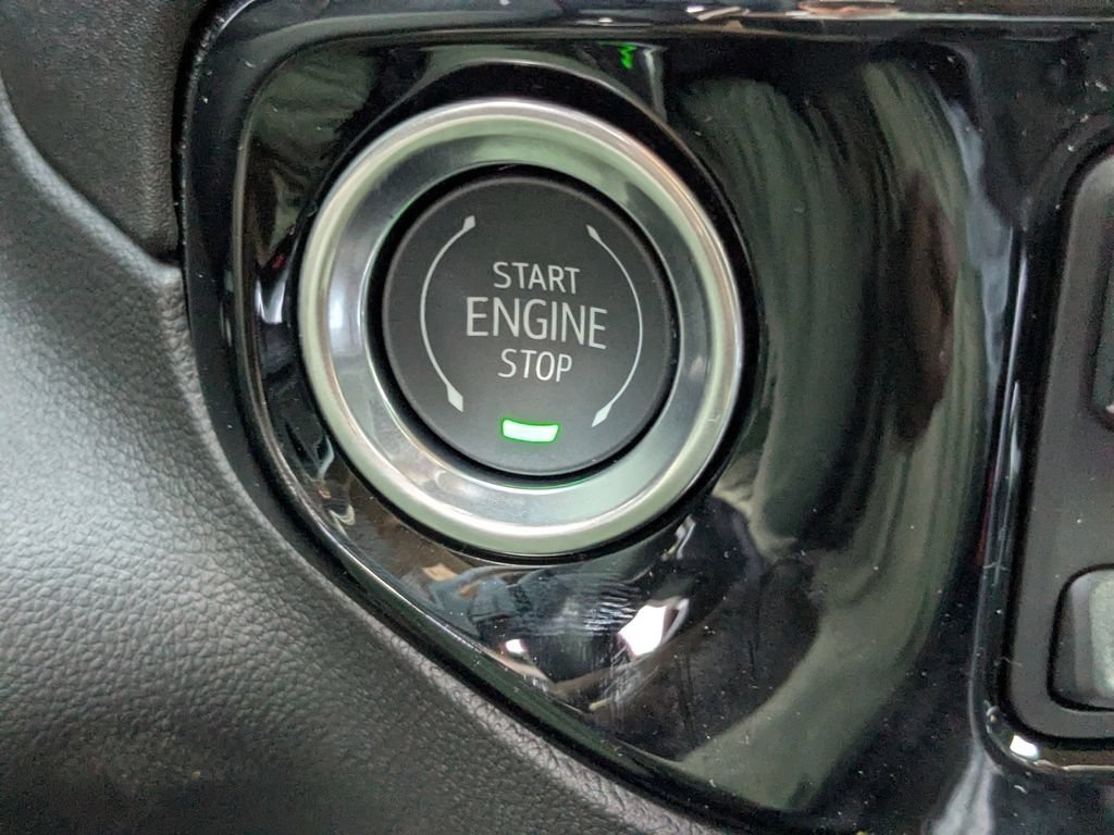 New 2026 Onyx Black GMC Elevation image 28