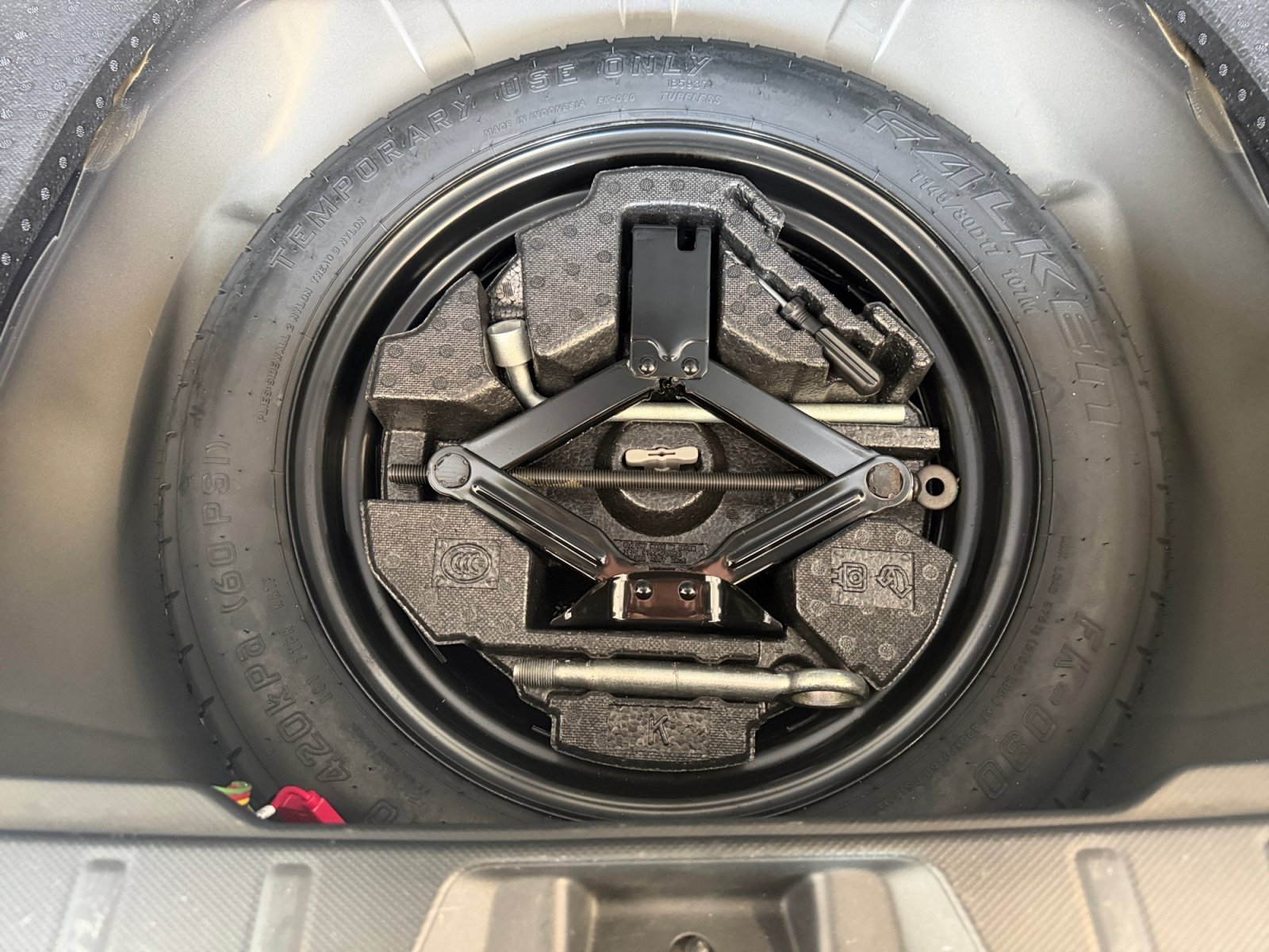 Used 2019 Crystal Black Silica Subaru Limited image 40